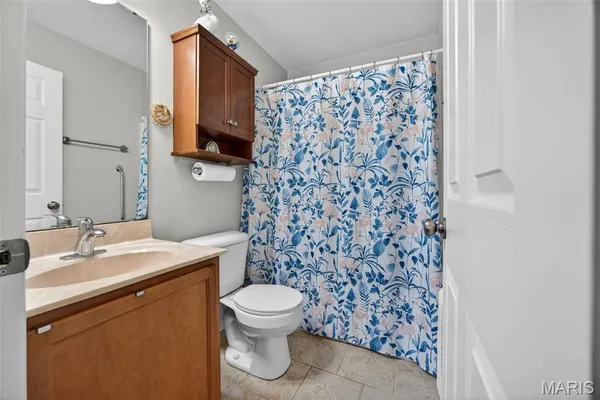 $245,000 | 35 Swaying Pine Lane, Winfield, MO 63389