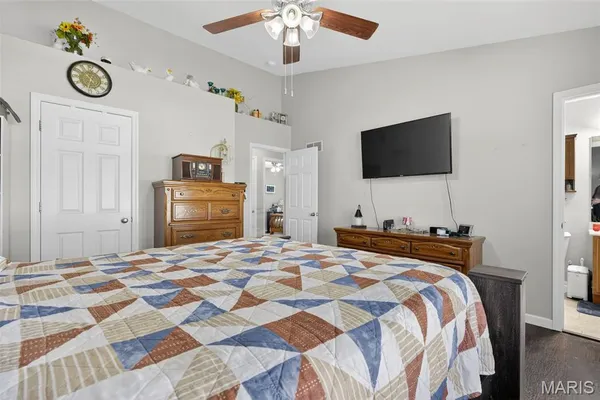 $245,000 | 35 Swaying Pine Lane, Winfield, MO 63389