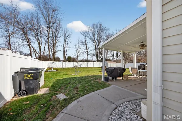 $245,000 | 35 Swaying Pine Lane, Winfield, MO 63389