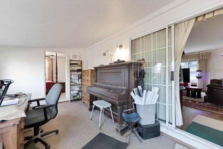5260 Cedars Road Redding, CA 96001 - Photo 8 of 32 6