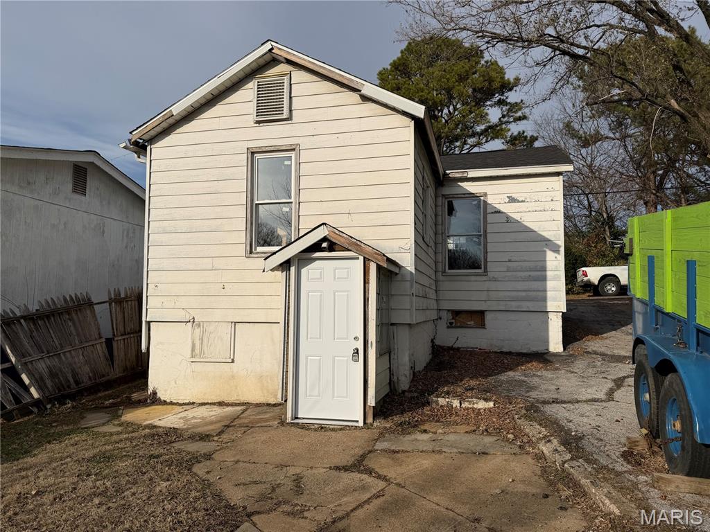 5138 Lode Avenue Affton, MO 63123 - Photo 5 of 17