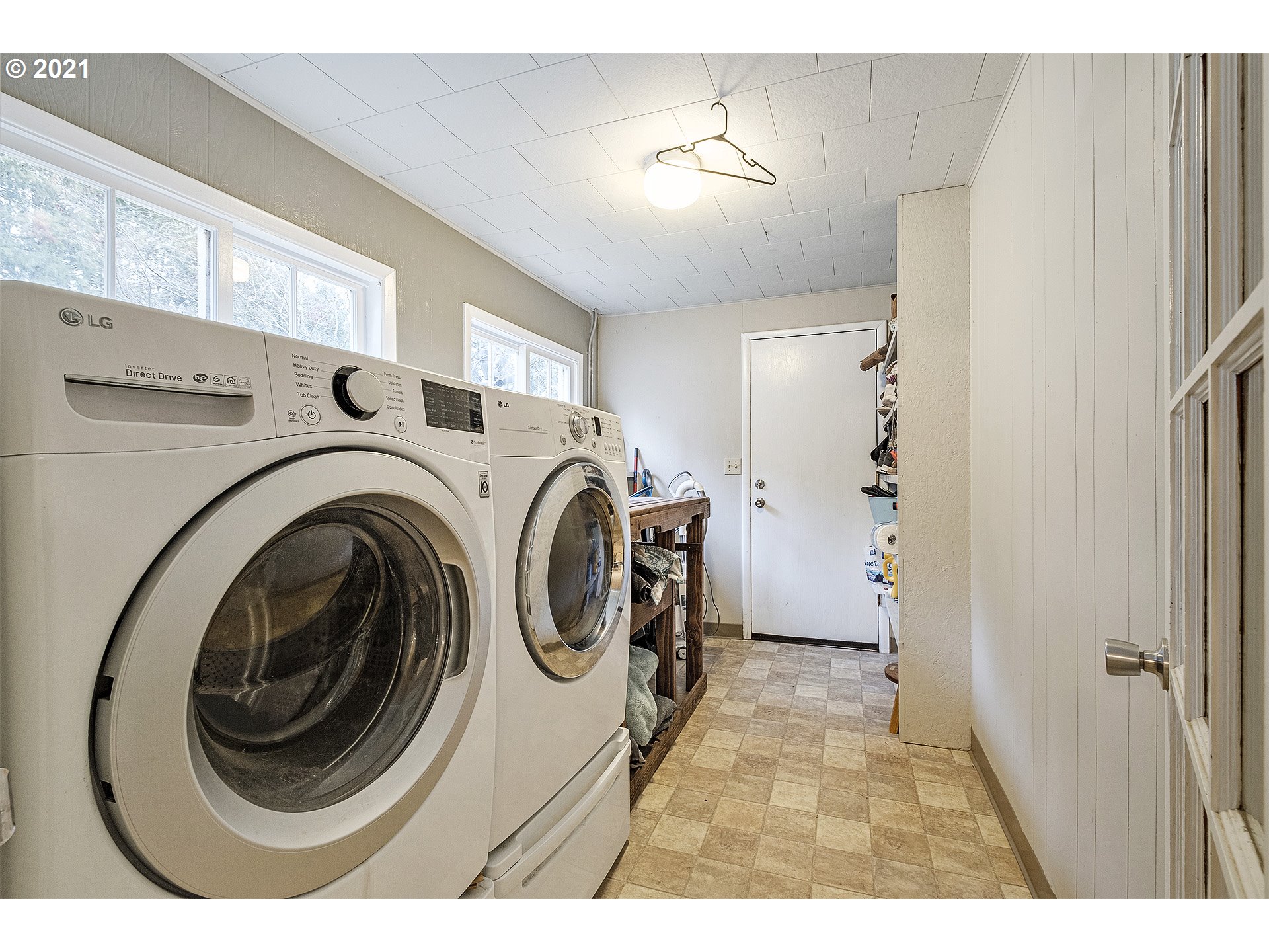 35520 Skogan Road Sandy, OR 97055 - Photo 16 of 25 a view of a storage & utility room with a washer dryer