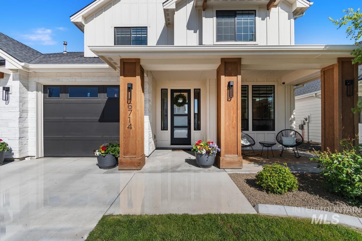 6714 North Maplestone Avenue Meridian, ID 83646 - Photo 2 of 33