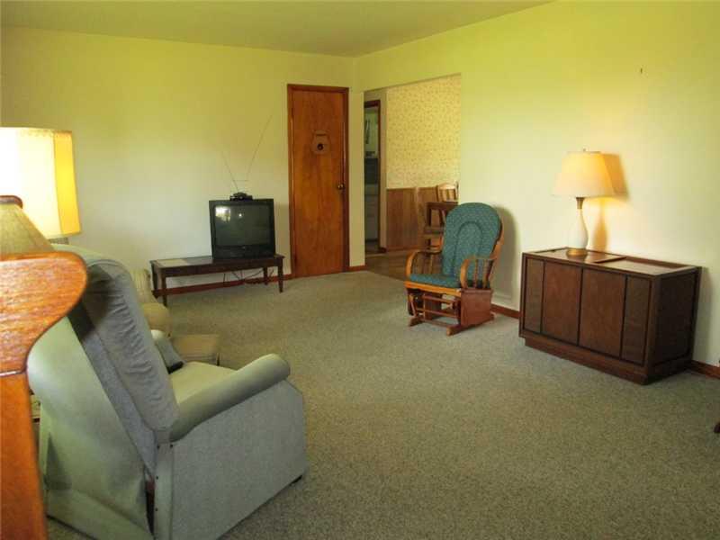 6441 Coffman Road Indianapolis, IN 46268 - Photo 3 of 24 Gallery Image 3