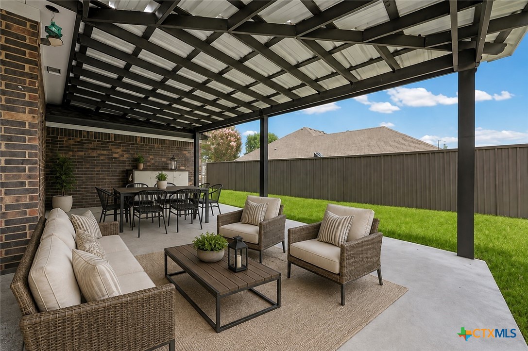 2109 Whippoorwill Road Killeen, TX 76542 - Photo 34 of 40 Virtually Staged Cover Patio