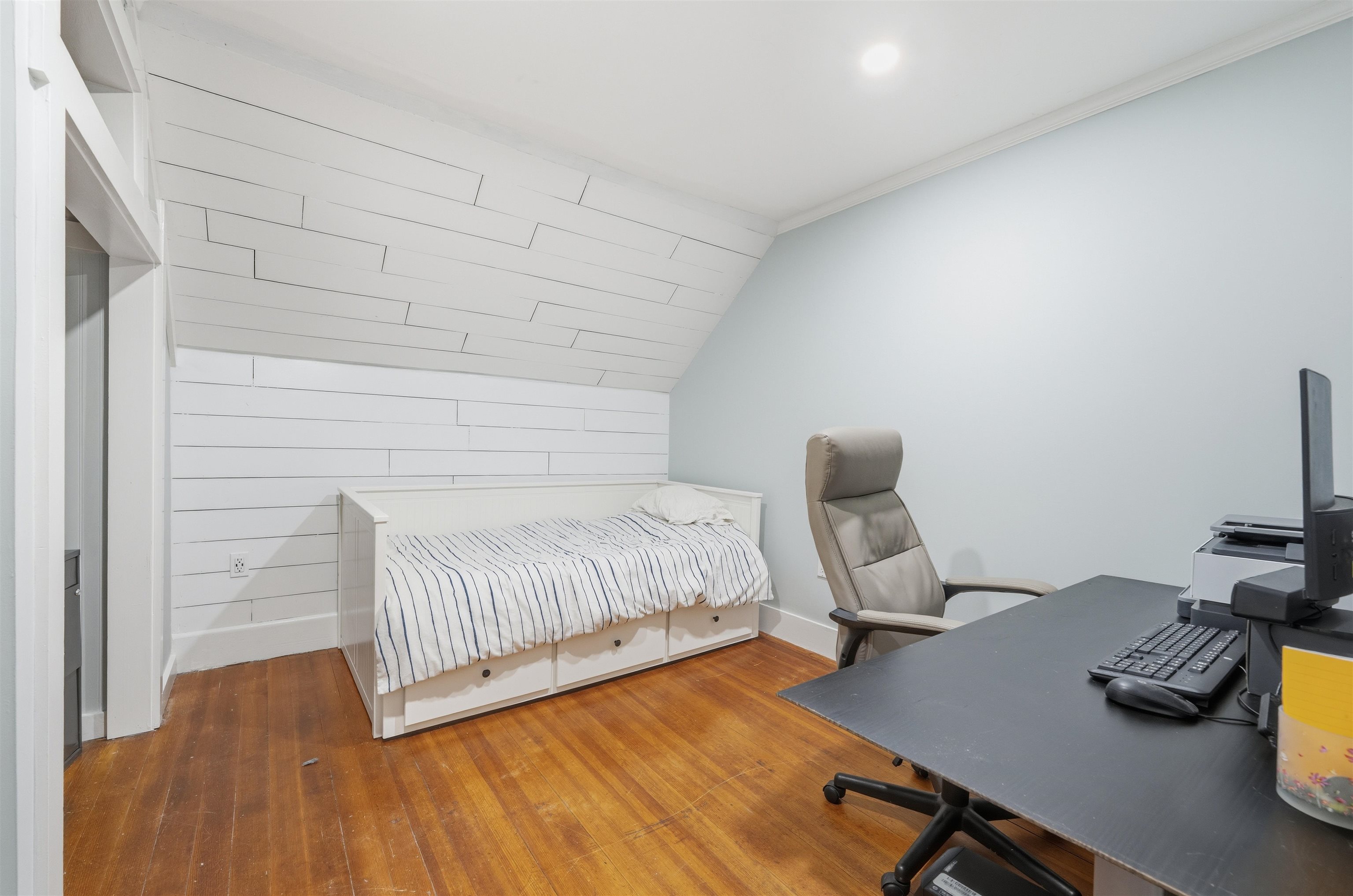 761 Amherst Street Manchester, NH 03104 - Photo 19 of 32