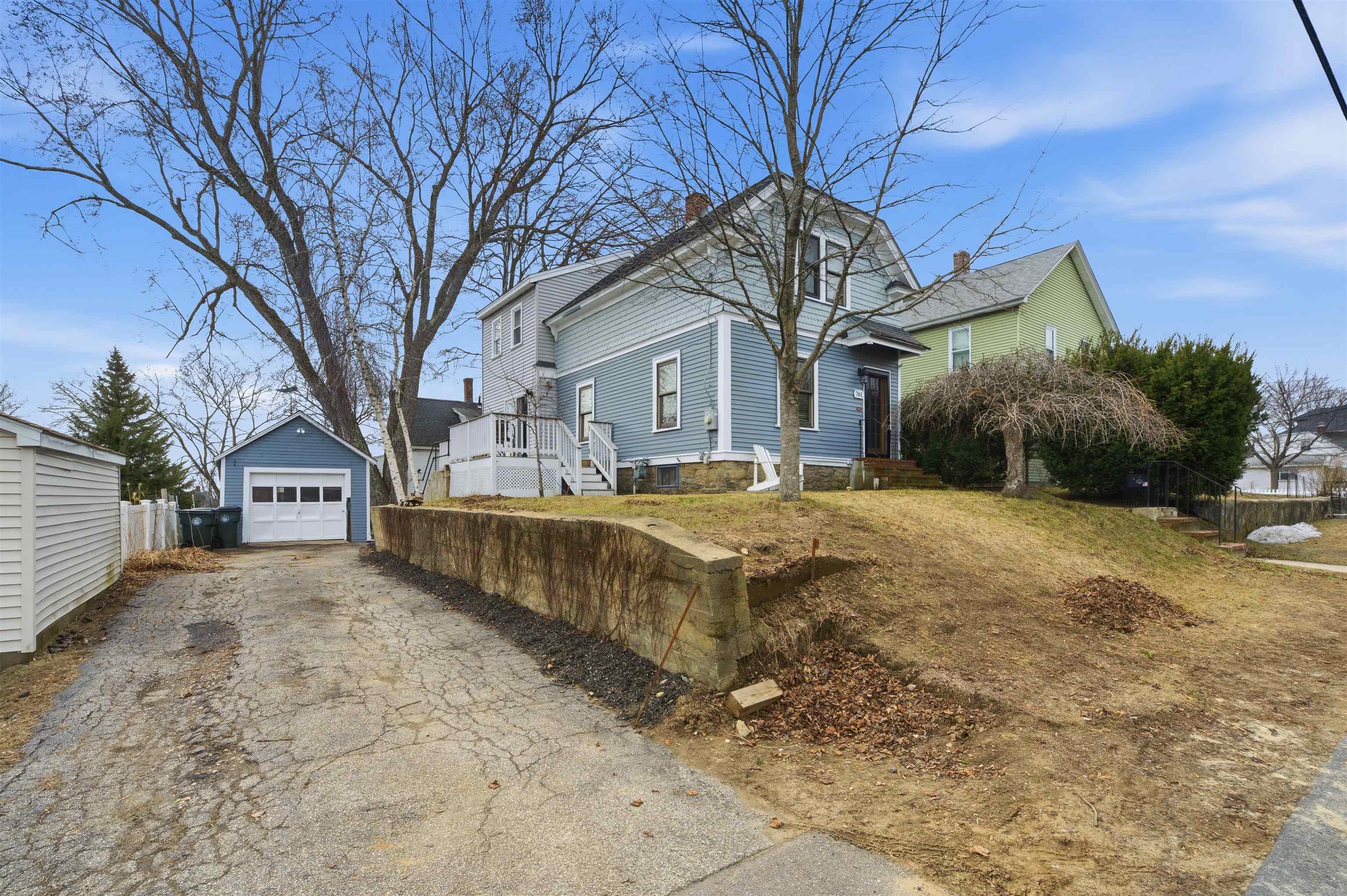 761 Amherst Street Manchester, NH 03104 - Photo 2 of 32