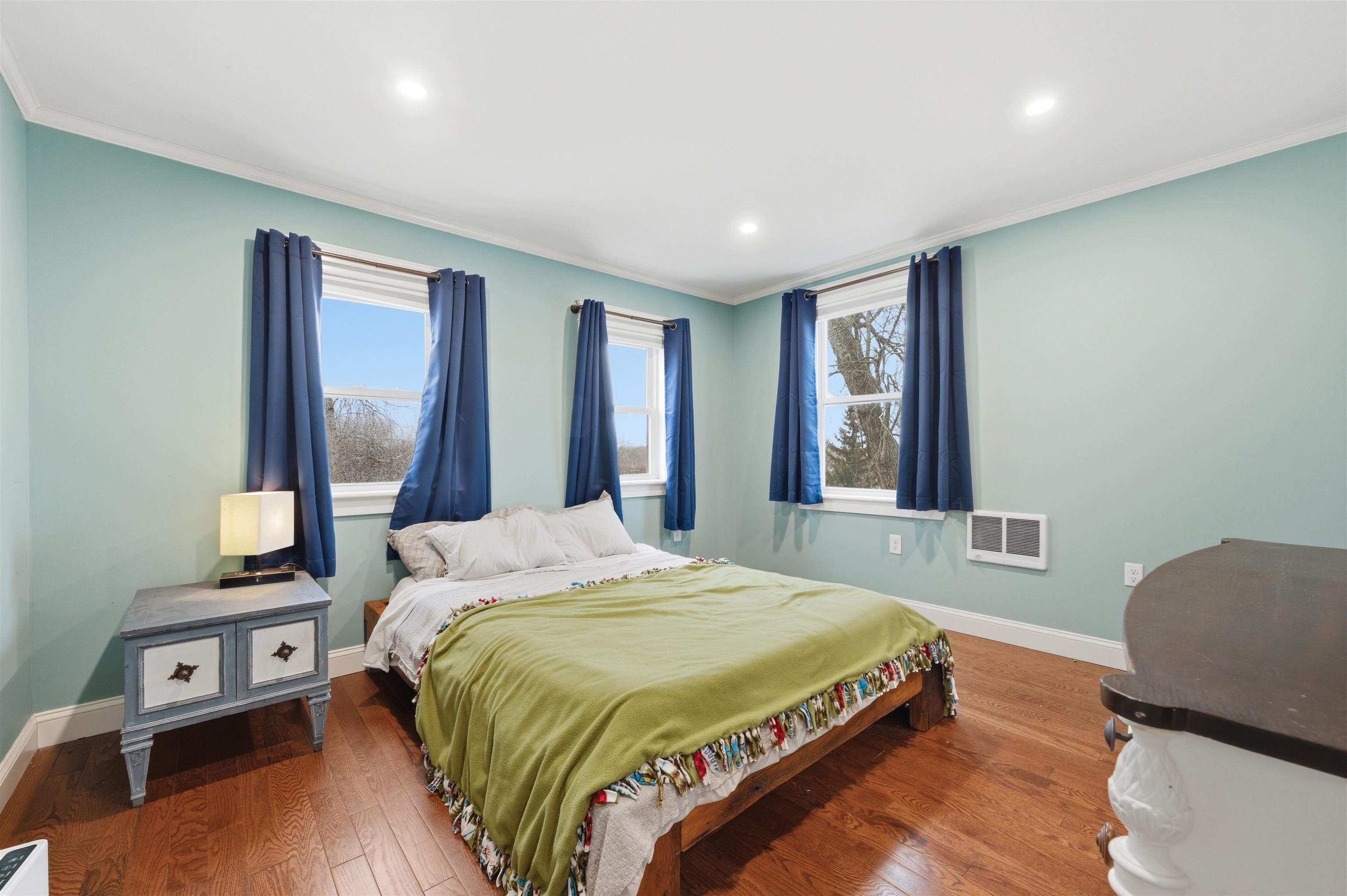 761 Amherst Street Manchester, NH 03104 - Photo 23 of 32