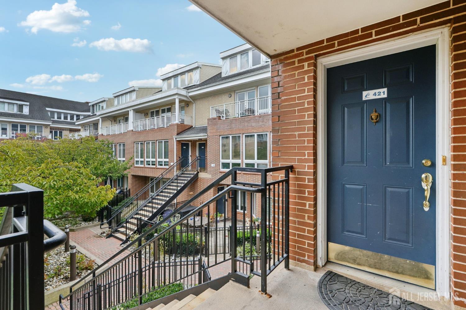 368 Rector Street, Unit 421 Perth Amboy, NJ 08861 - Photo 10 of 37 a view of front door and porch