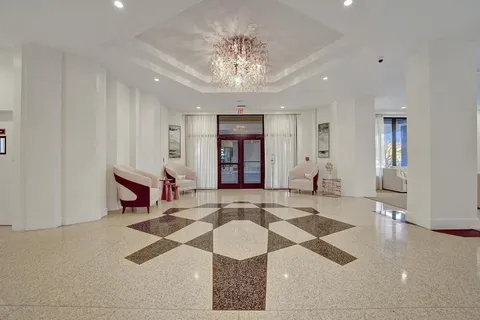 $475,000 | 2000 South Ocean Boulevard, Unit 4C, Pompano Beach, FL 33062