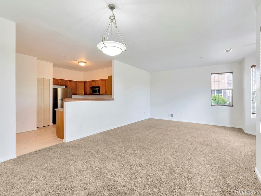 23370 Sunset Road, Unit #23 Taylor, MI 48180 - Photo 8 of 25