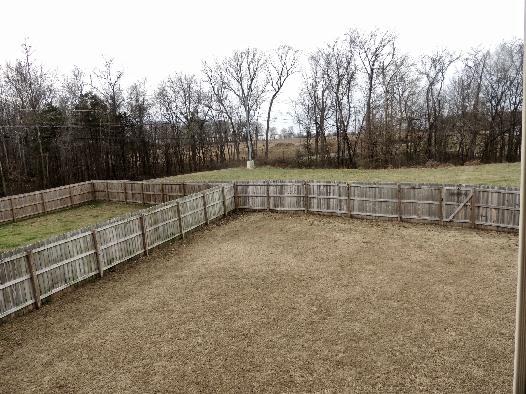 1007 Barnhill Road Clarksville, TN 37043 - Photo 3 of 32 a view of a terrace with trees
