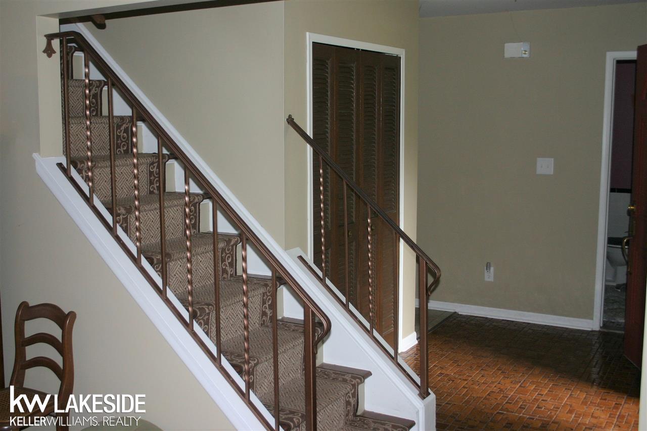 35244 Bobcean Road Clinton Township, MI 48035 - Photo 2 of 31