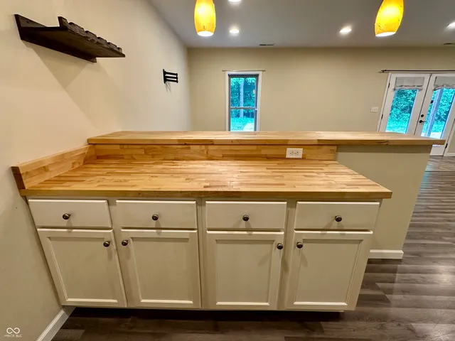 $1,125,000 | 7952 East Co Road 850 South, Cloverdale, IN 46120