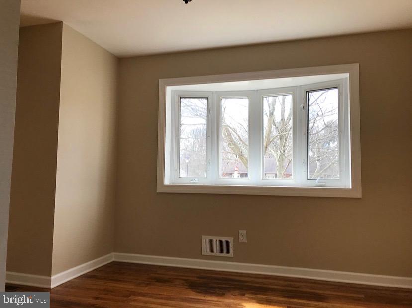 9082 Meadow Heights Road Randallstown, MD 21133 - Photo 5 of 11 Gallery Image 5