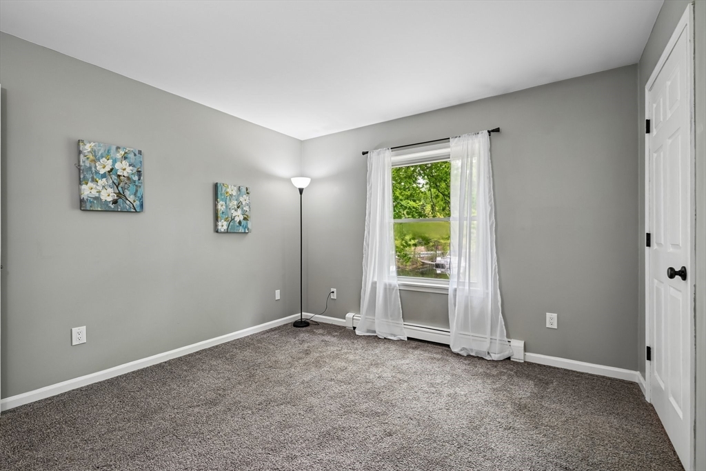 65 South Row Road Lunenburg, MA 01462 - Photo 25 of 41