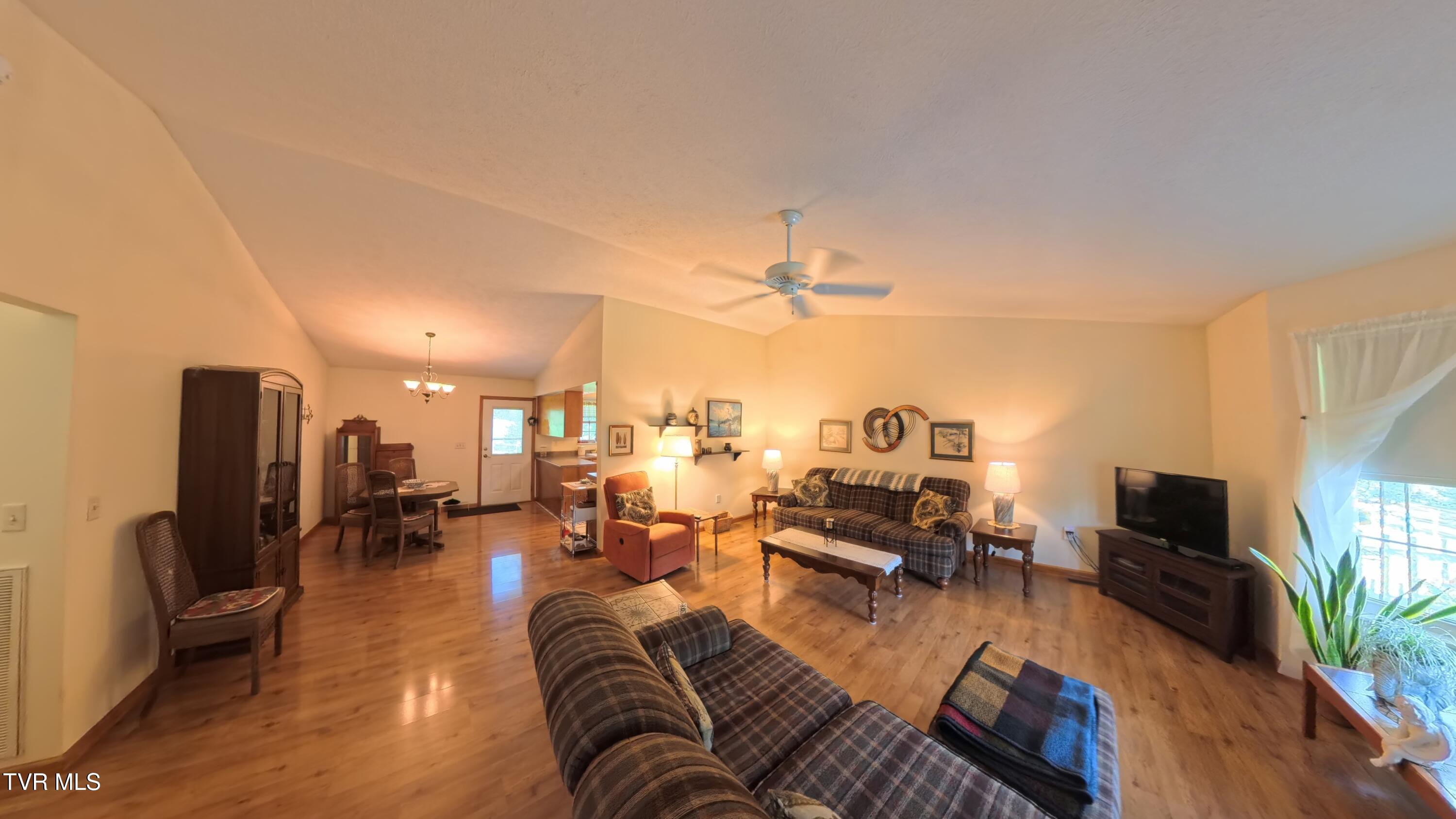 157 Chuck Road Rogersville, TN 37857 - Photo 52 of 81 Living room1