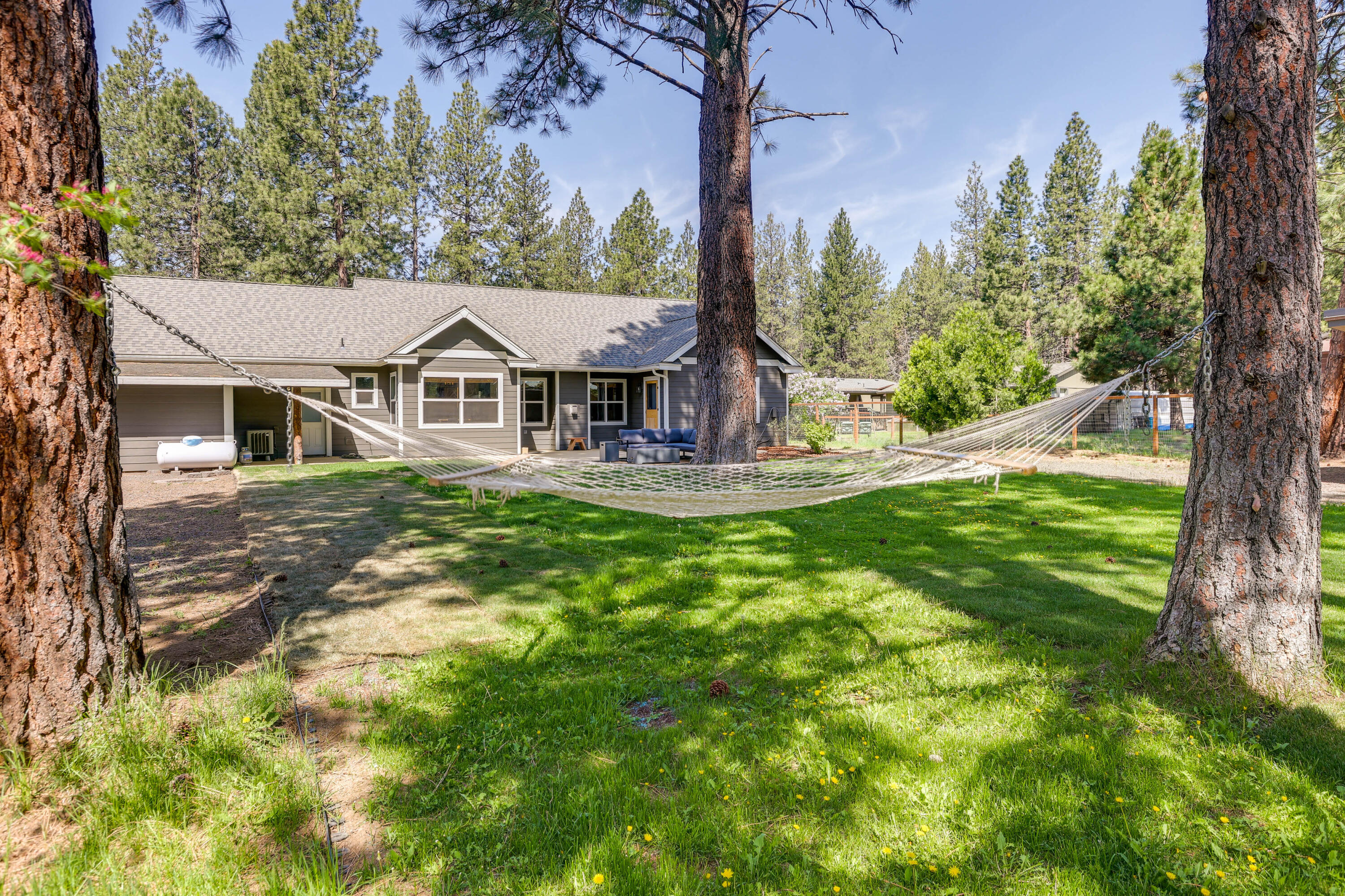 59922 Navajo Road Bend, OR 97702 - Photo 45 of 49 Set-037