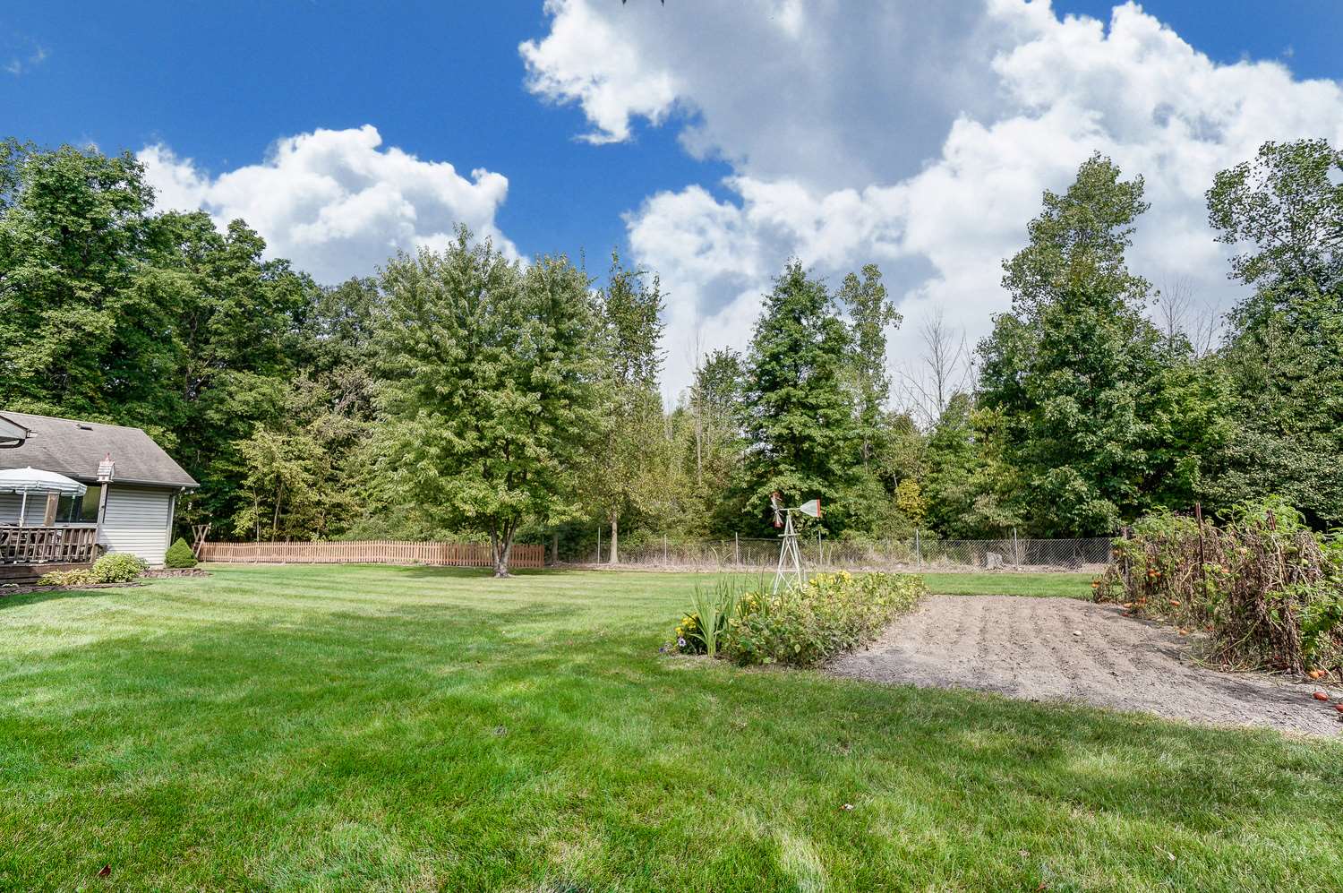 8315 Notestine Road Fort Wayne, IN 46835 - Photo 34 of 36