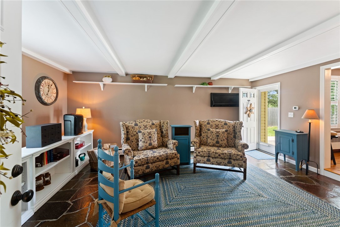 320 Miantonomo Drive Warwick, RI 02888 - Photo 20 of 47