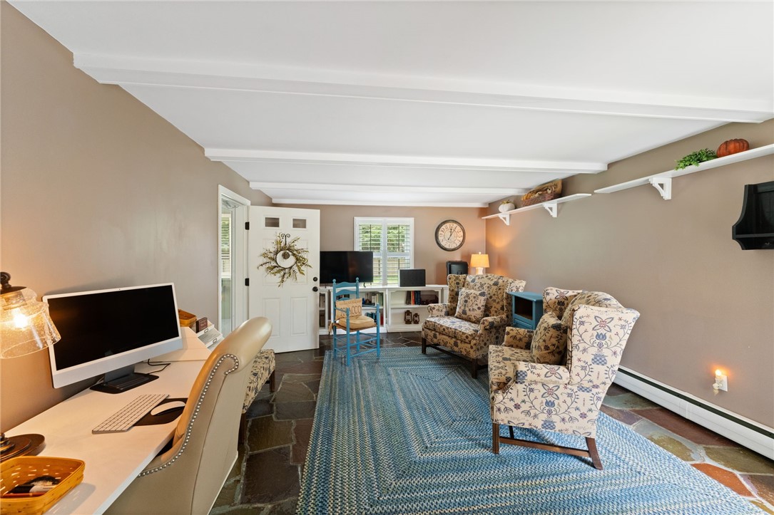 320 Miantonomo Drive Warwick, RI 02888 - Photo 21 of 47