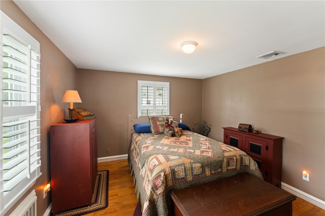 320 Miantonomo Drive Warwick, RI 02888 - Photo 29 of 47