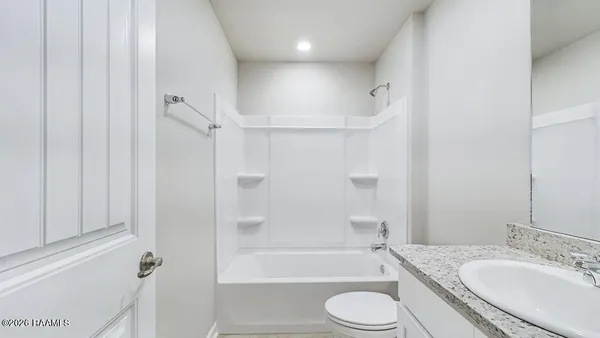 $273,500 | 342 White Pine Drive, Lafayette, LA 70501