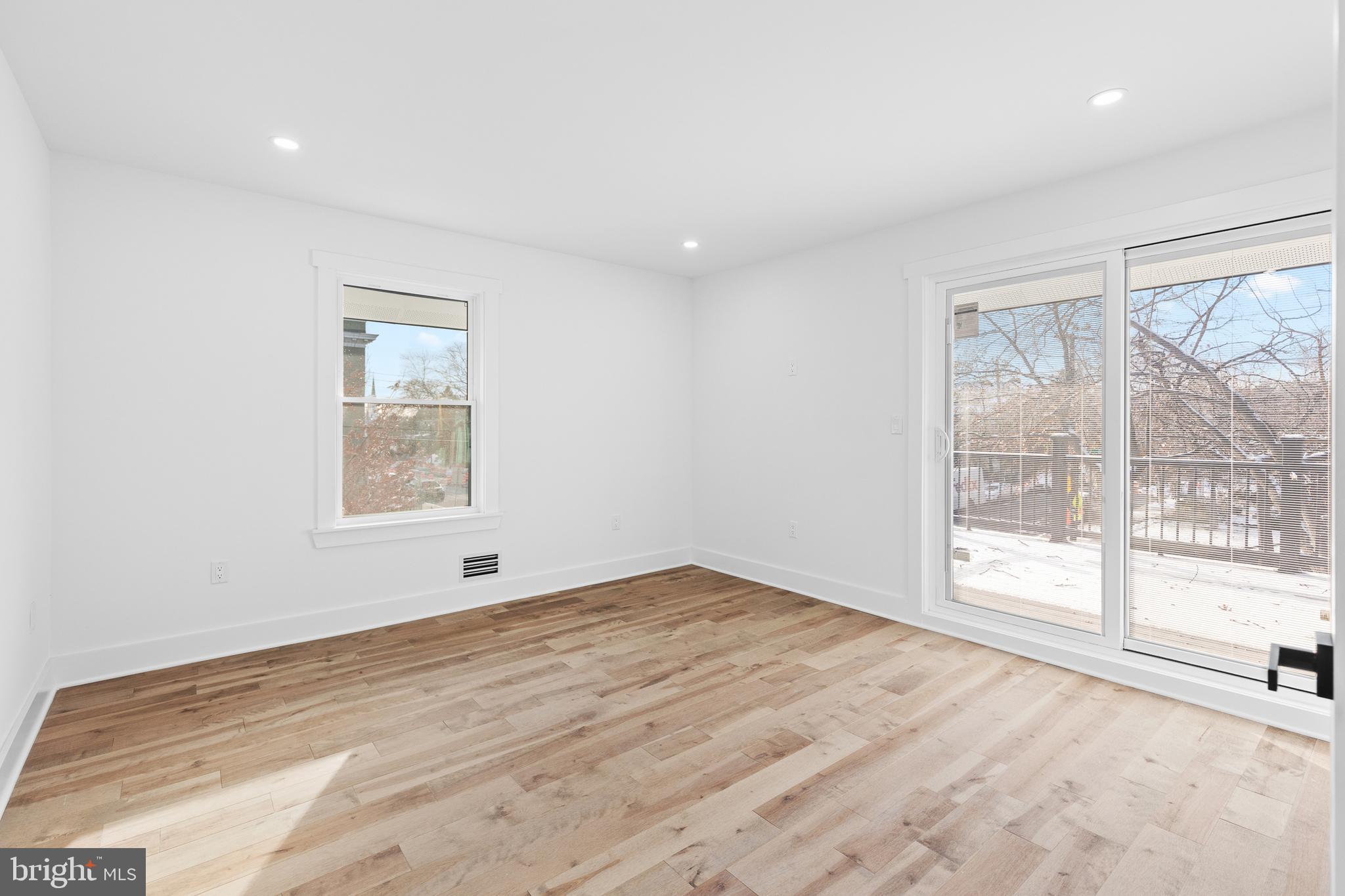 1355 Longfellow Street Northwest Washington, DC 20011 - Photo 21 of 37 a view of an empty room with a window