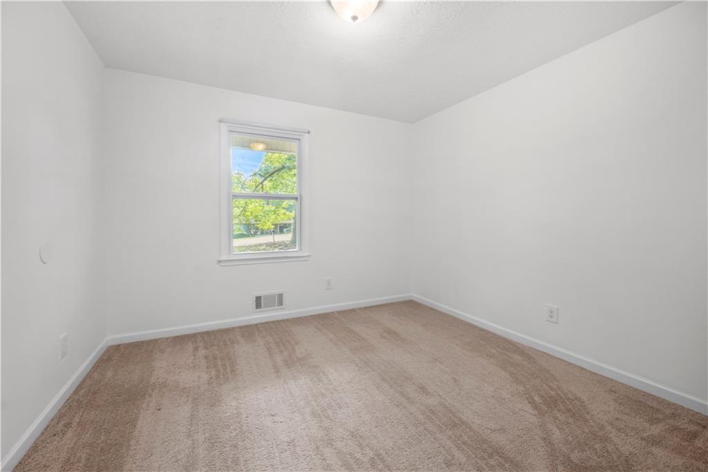 245 Amanda Court Stockbridge, GA 30281 - Photo 13 of 25