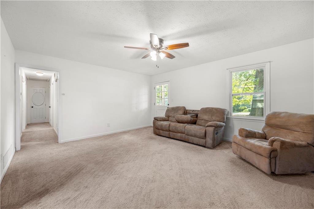 245 Amanda Court Stockbridge, GA 30281 - Photo 9 of 25