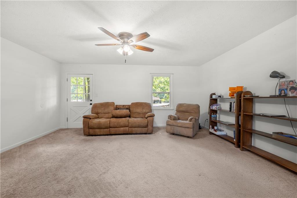 245 Amanda Court Stockbridge, GA 30281 - Photo 10 of 25