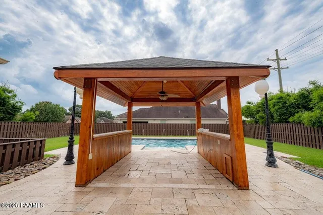 $519,000 | 99 University Place, Eunice, LA 70535