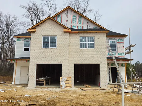 $292,500 | 2005 Dartford Drive, Unit B, Greenville, NC 27834