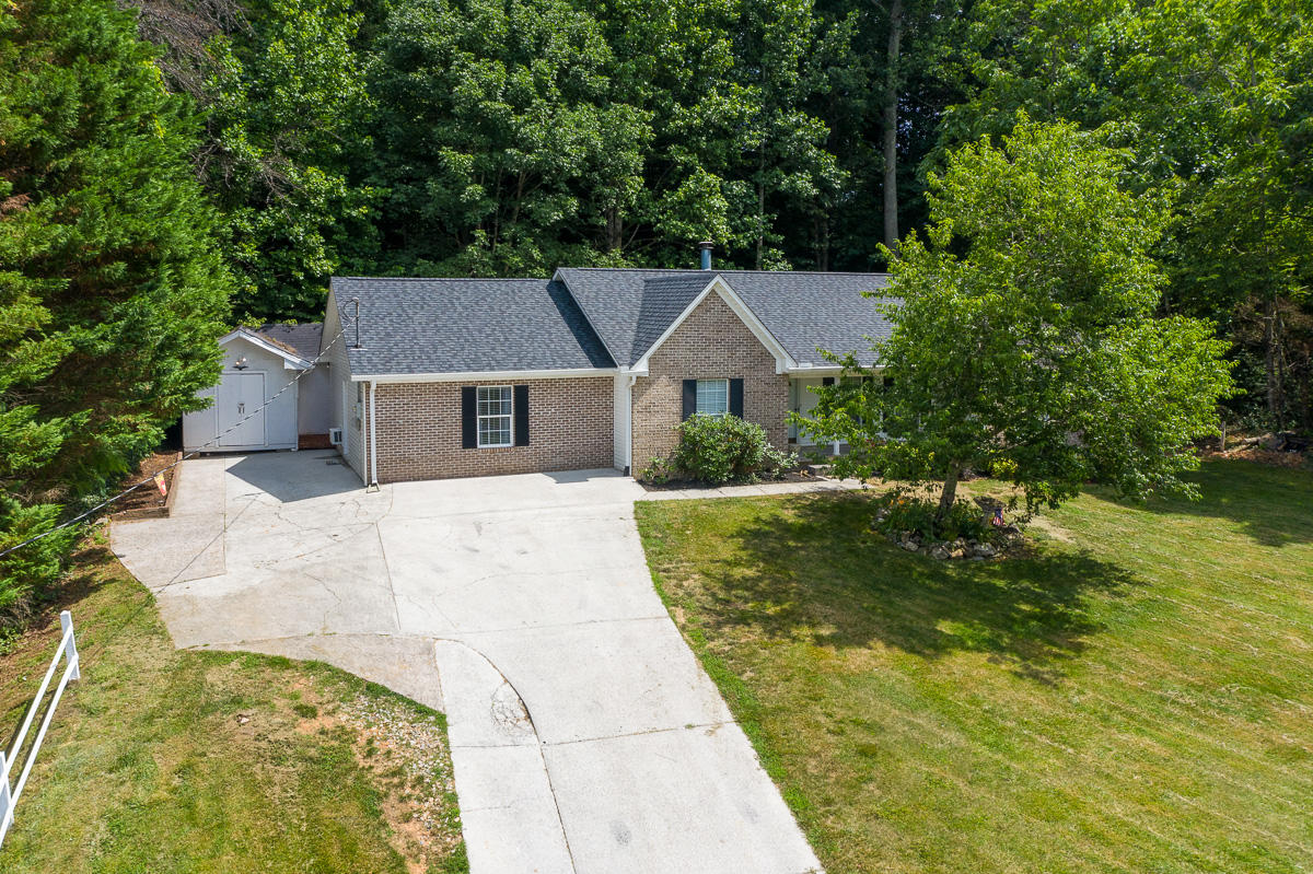 116 Den Lane Heiskell, TN 37754 - Photo 1 of 19 JBP_Den116_Web-18