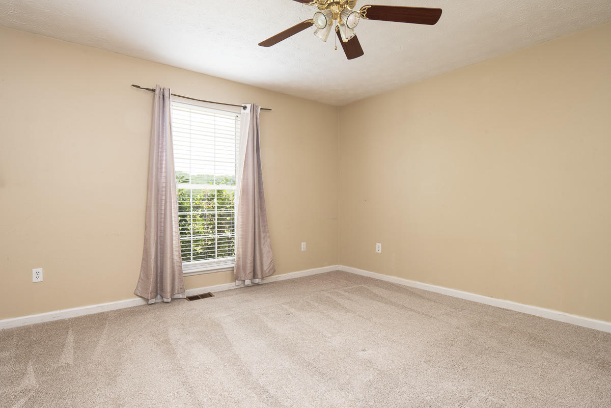 116 Den Lane Heiskell, TN 37754 - Photo 15 of 19 JBP_Den116_Web-6