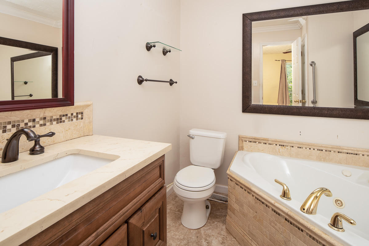 116 Den Lane Heiskell, TN 37754 - Photo 17 of 19 JBP_Den116_Web-8