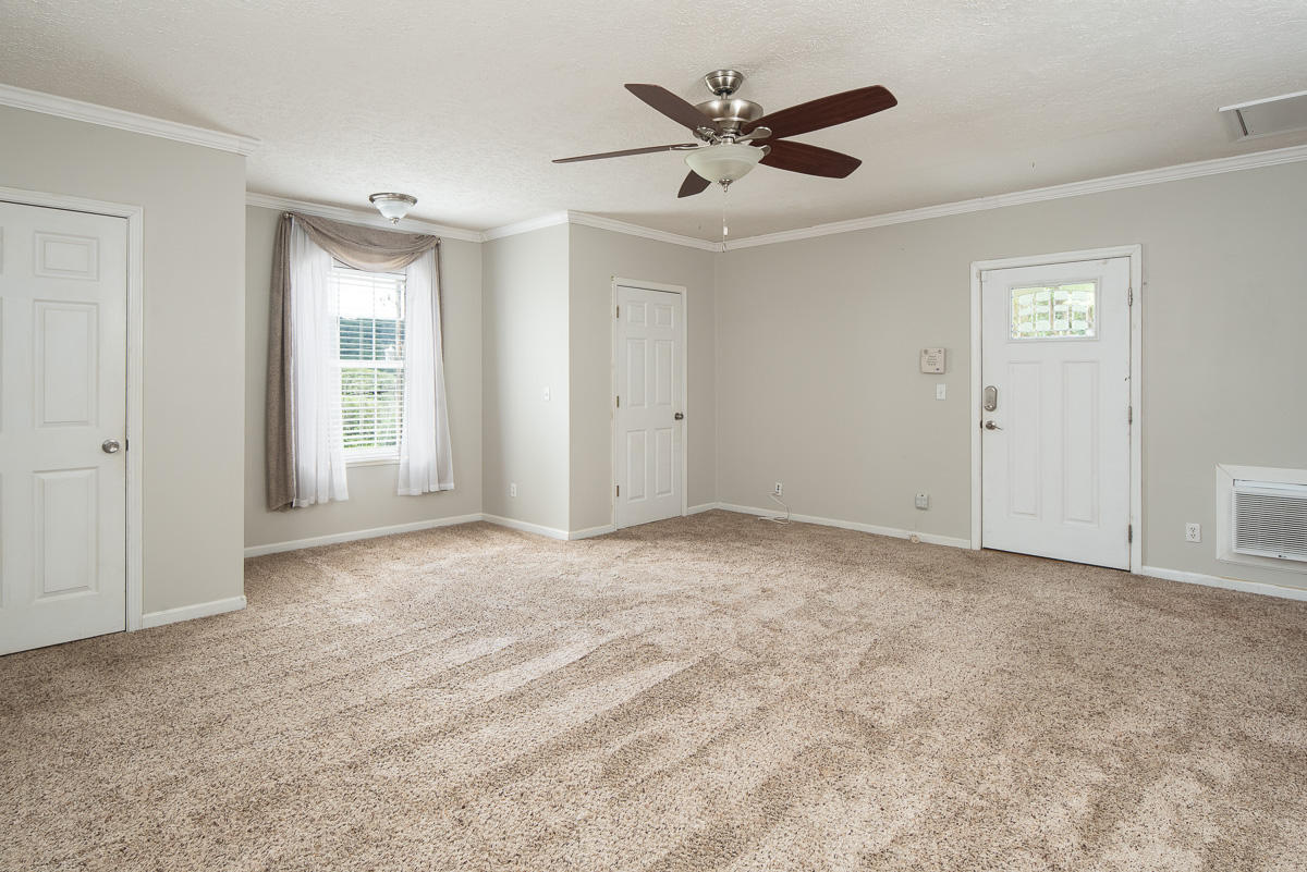 116 Den Lane Heiskell, TN 37754 - Photo 18 of 19 JBP_Den116_Web-15