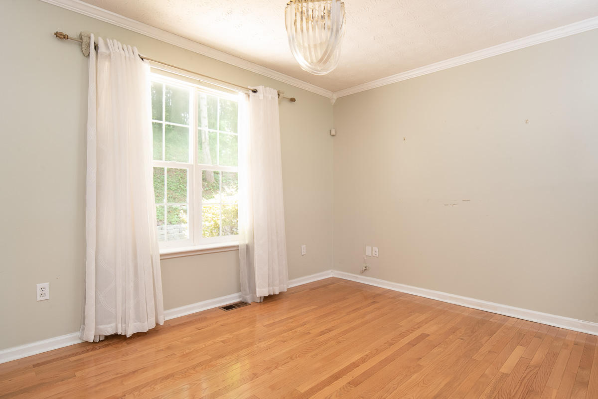 116 Den Lane Heiskell, TN 37754 - Photo 9 of 19 JBP_Den116_Web-10