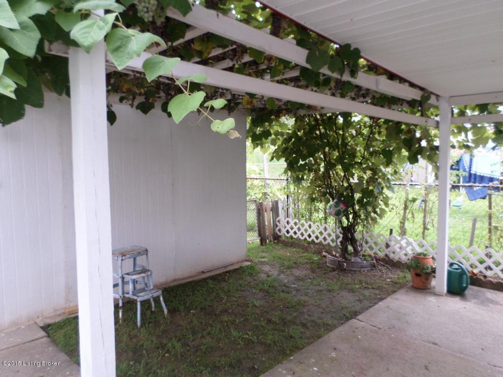 331 Mac Brae Road Louisville, KY 40214 - Photo 15 of 17 thumb_SAM_2002_1024