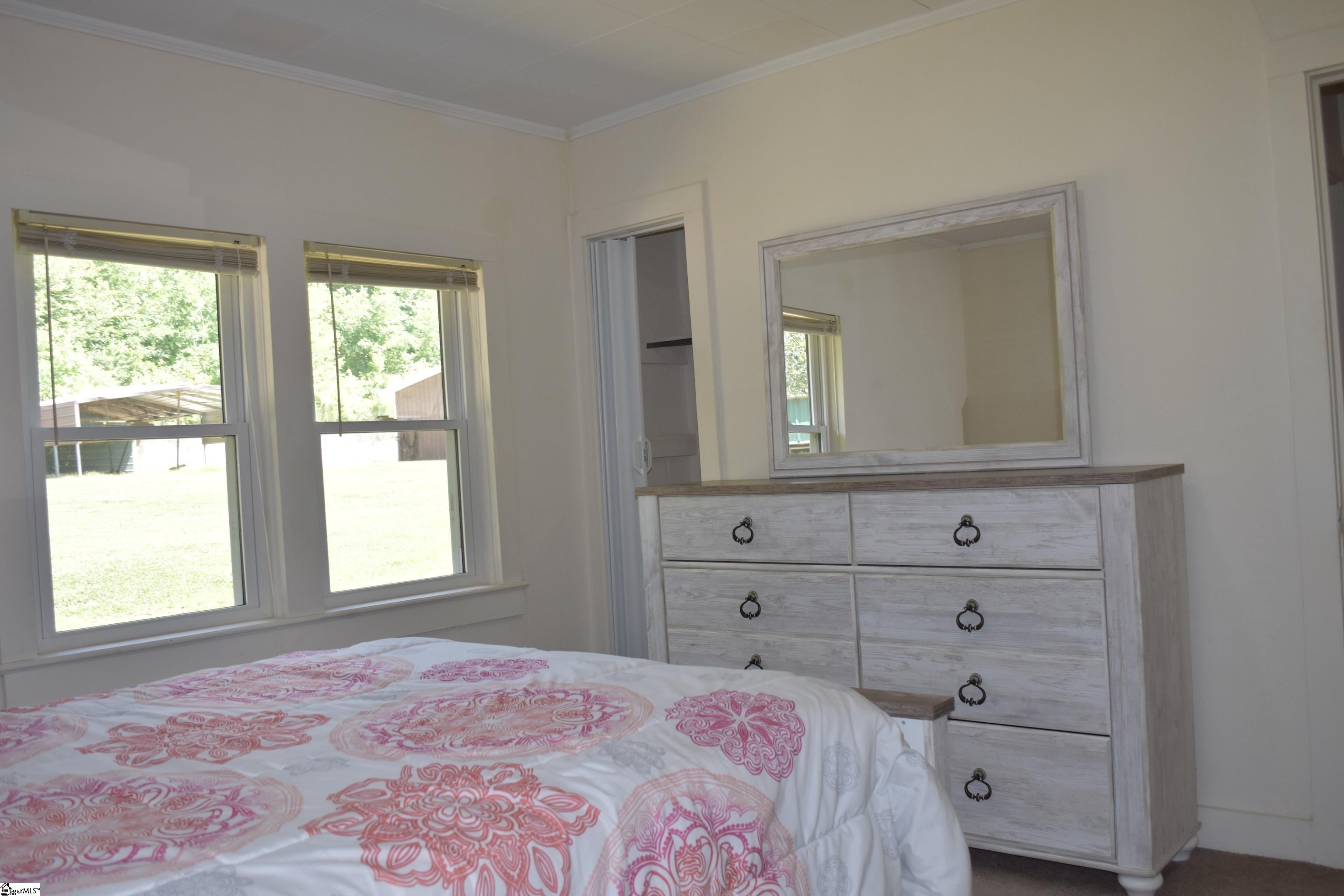 1002 Oak Grove Road Landrum, SC 29356 - Photo 11 of 34