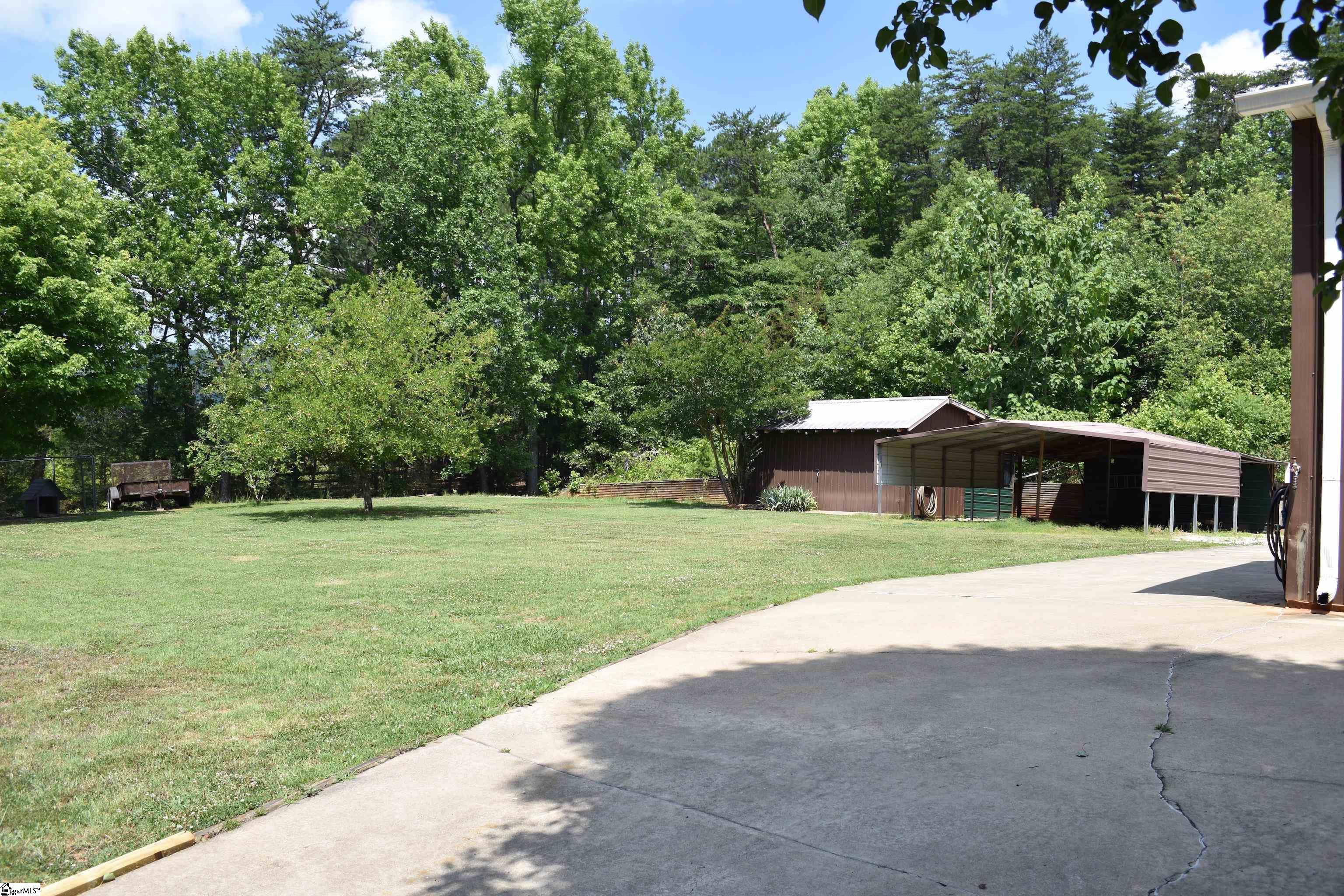 1002 Oak Grove Road Landrum, SC 29356 - Photo 23 of 34