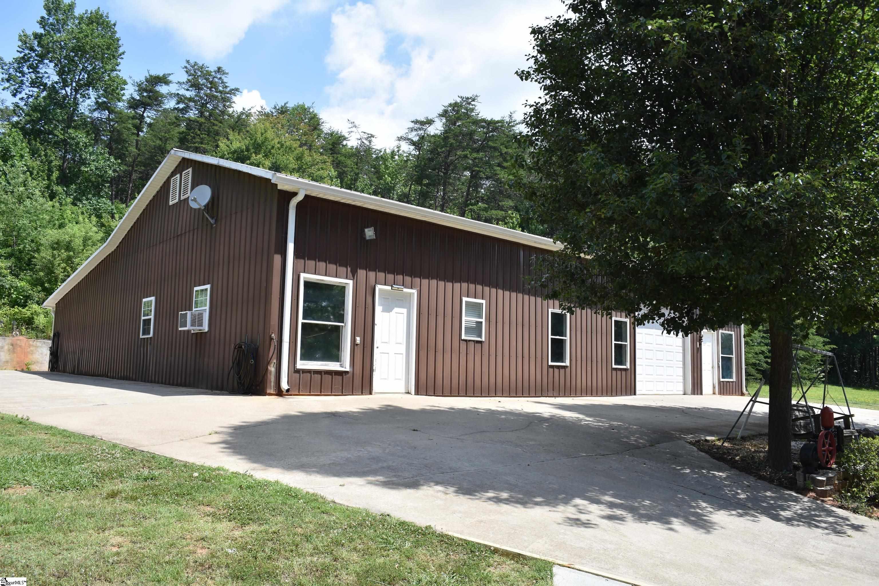 1002 Oak Grove Road Landrum, SC 29356 - Photo 3 of 34