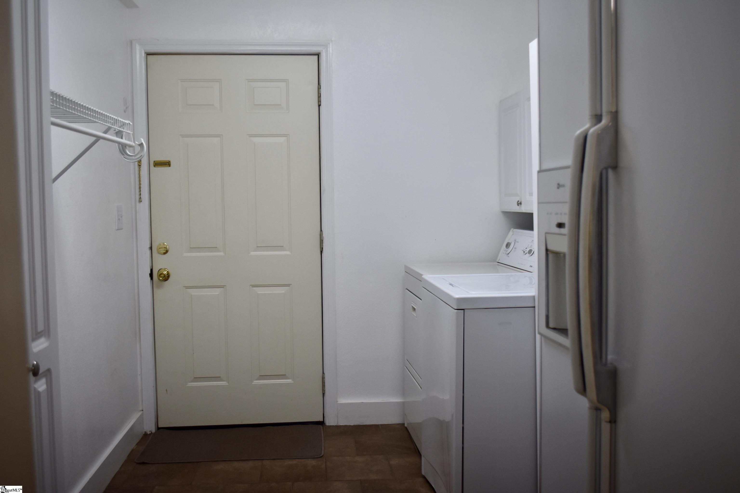 1002 Oak Grove Road Landrum, SC 29356 - Photo 6 of 34