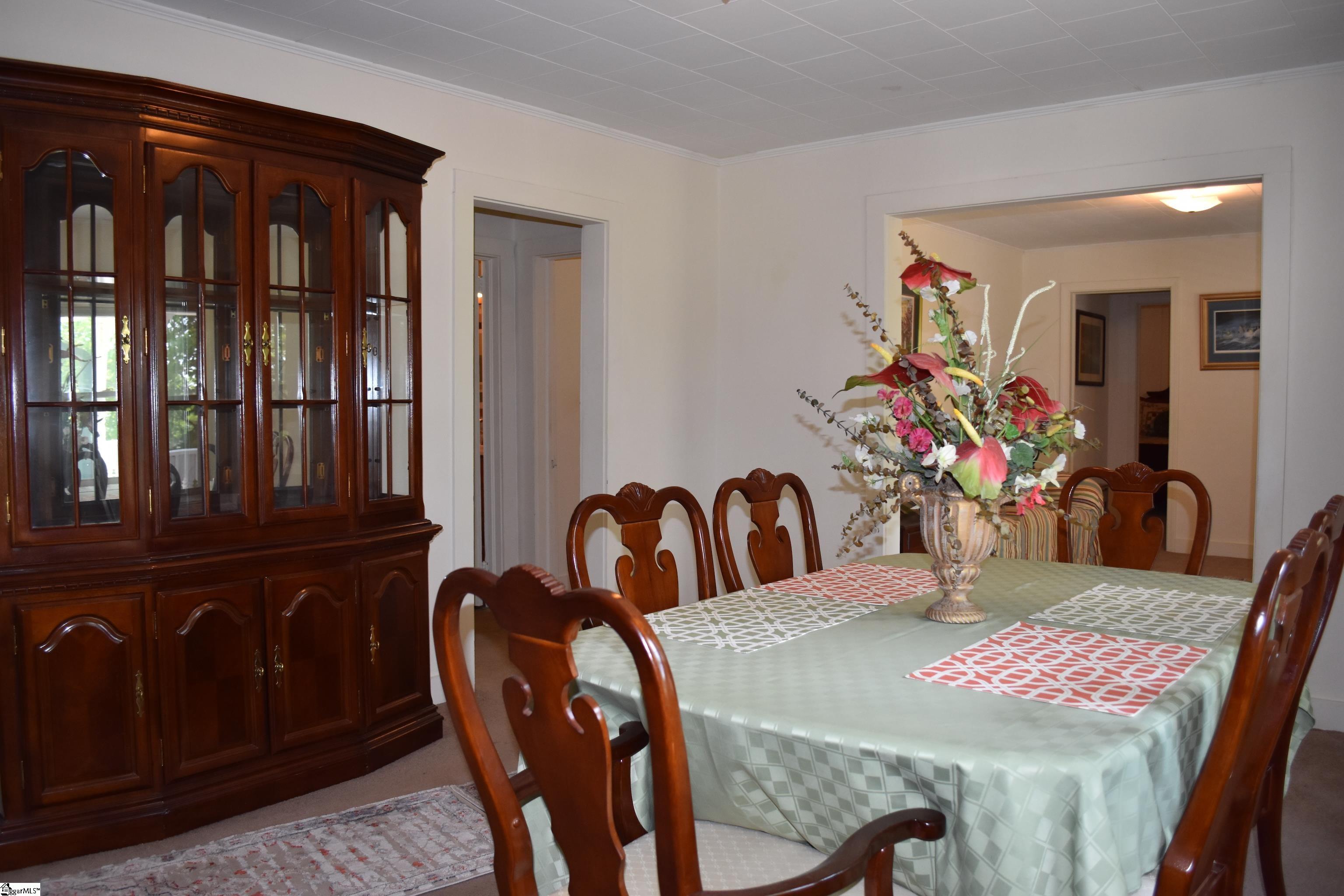 1002 Oak Grove Road Landrum, SC 29356 - Photo 10 of 34
