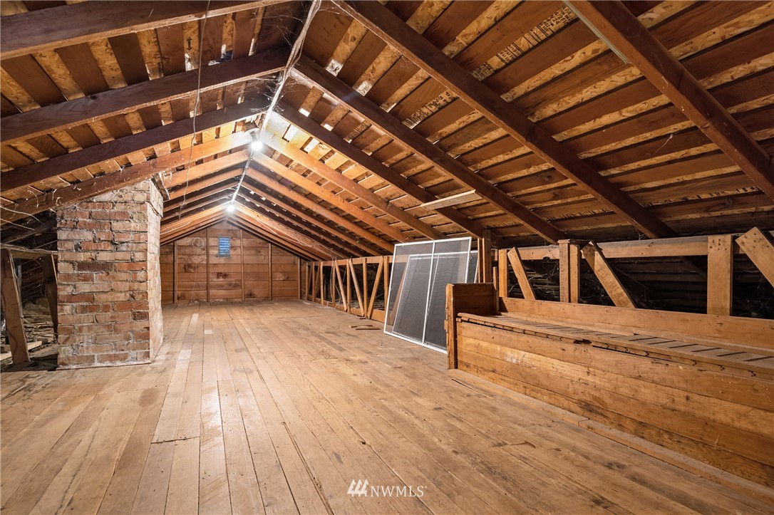 3909 Southwest Southern Street Seattle, WA 98136 - Photo 17 of 29 Gallery Image 17