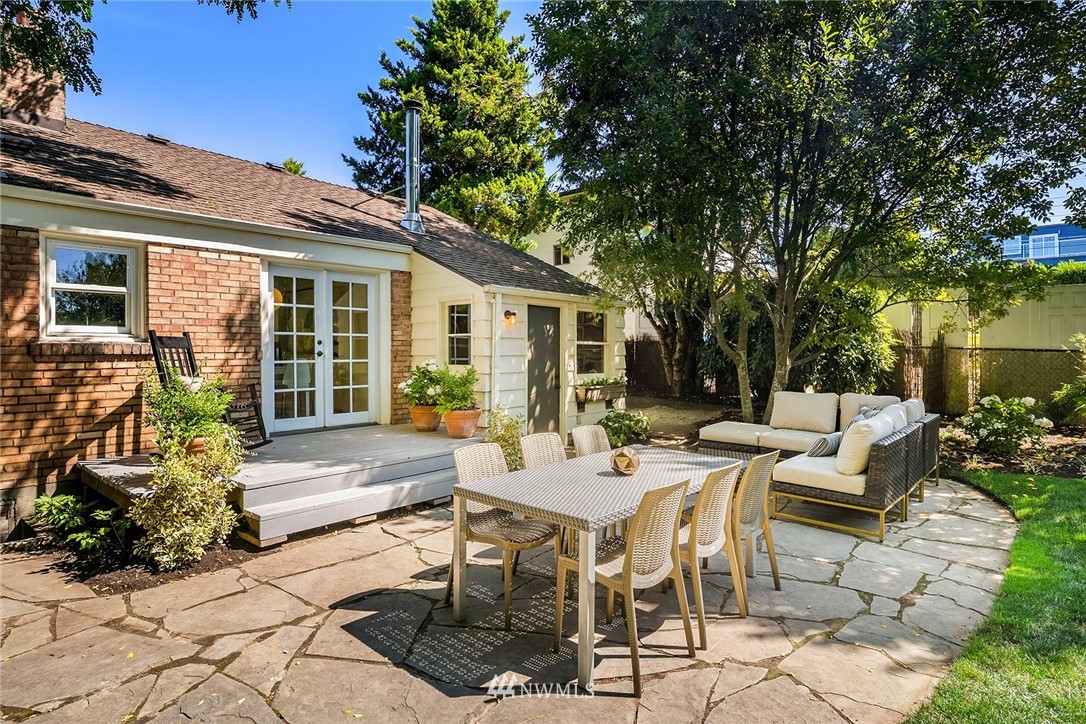 3909 Southwest Southern Street Seattle, WA 98136 - Photo 22 of 29 Gallery Image 22