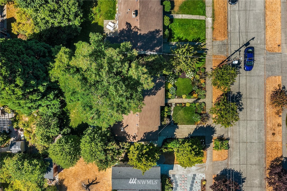 3909 Southwest Southern Street Seattle, WA 98136 - Photo 25 of 29 Gallery Image 25