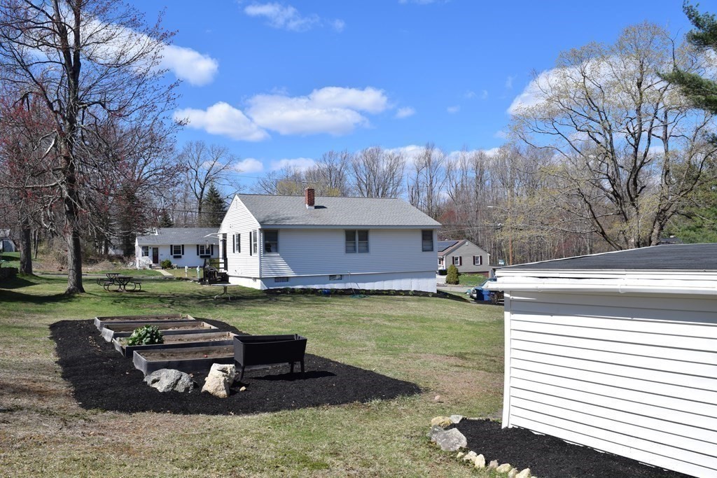 24 Inwood Road Rutland, MA 01543 - Photo 12 of 33