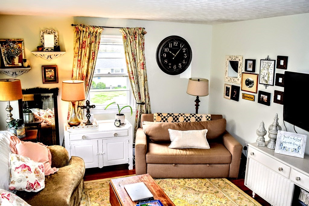 24 Inwood Road Rutland, MA 01543 - Photo 22 of 33