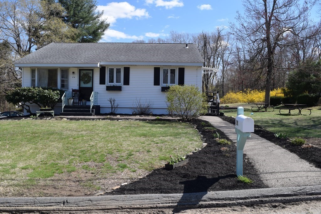 24 Inwood Road Rutland, MA 01543 - Photo 4 of 33